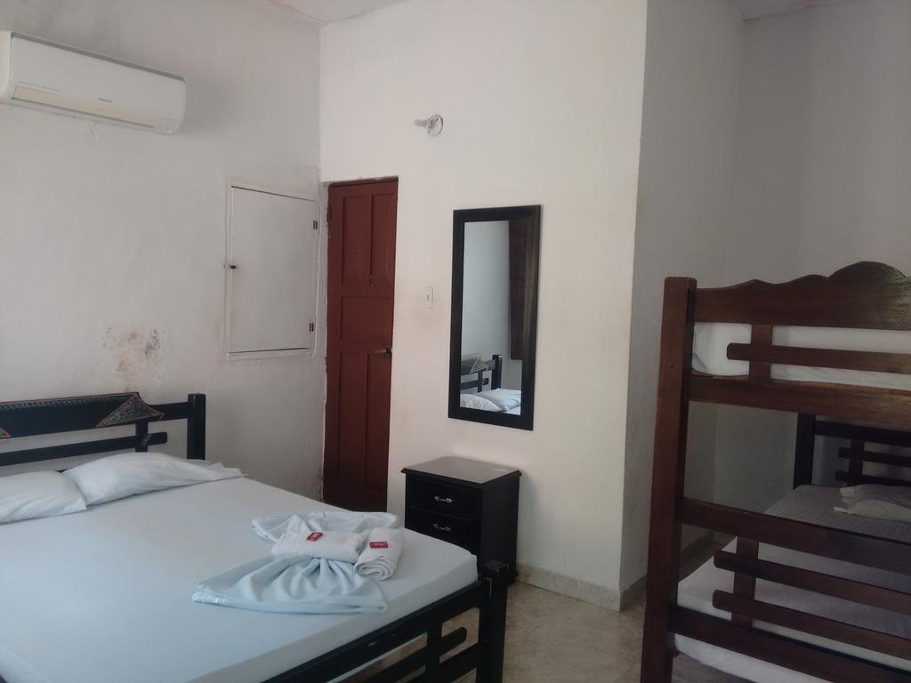 Hostel Casa Eugenia Cartagena Екстериор снимка